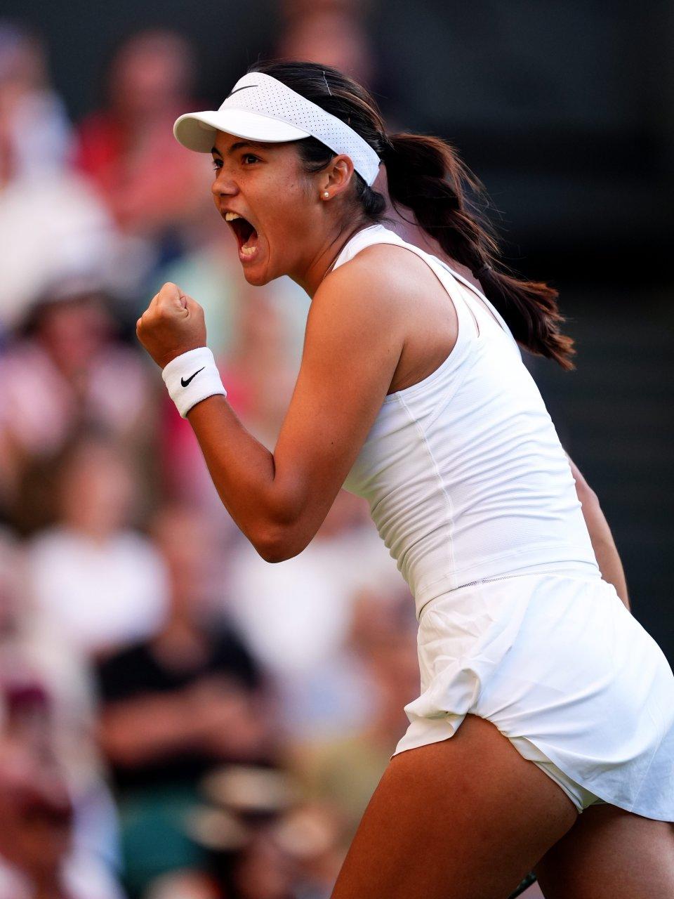 关于阿扎伦卡连续三场比赛得分超过爆冷，勇士挑战极限！的信息